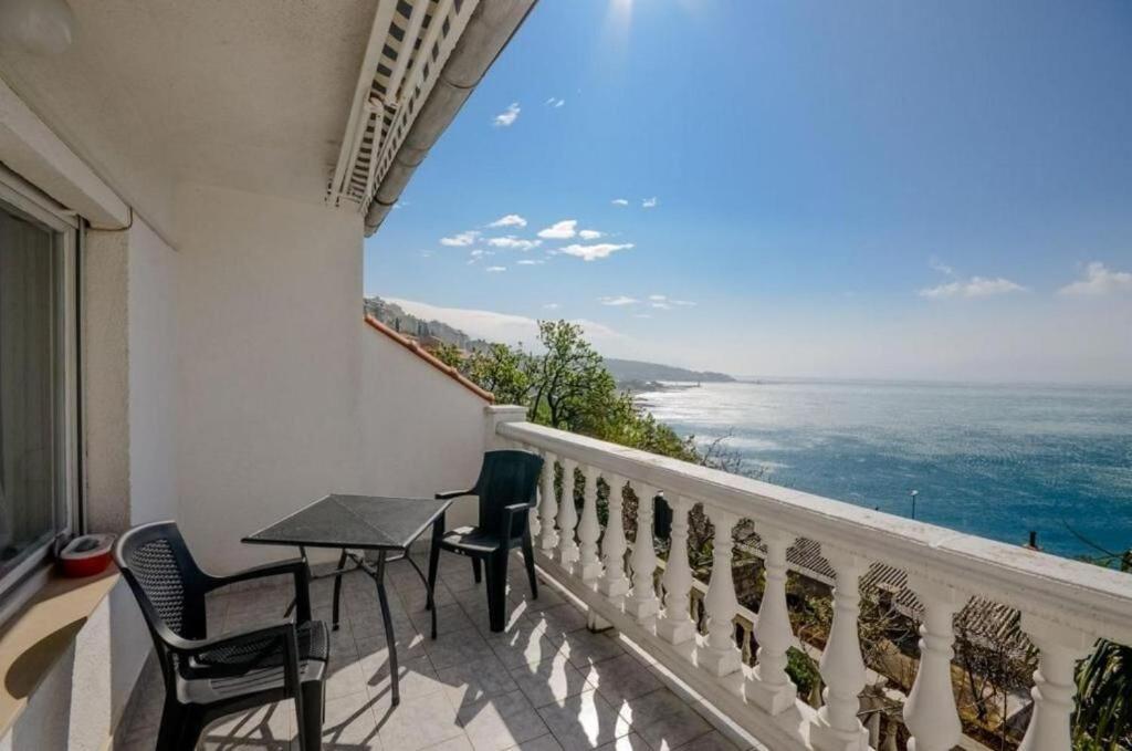 Apartments Lucia Сень Екстер'єр фото